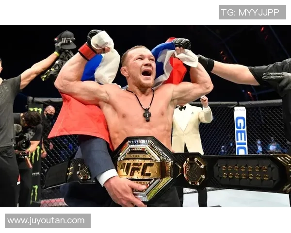 UFC街头浪人与骨头琼斯的巅峰对决谁将成为终极战斗之王