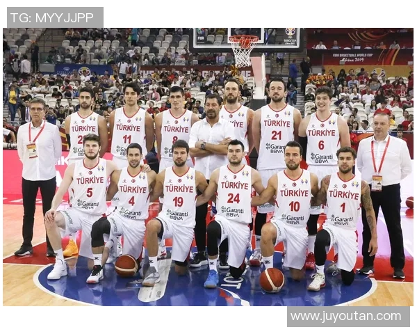 墨西哥21队与冰岛21队的精彩对决分析与赛后点评 墨西哥21队与冰岛21队的精彩对决分析与赛后点评