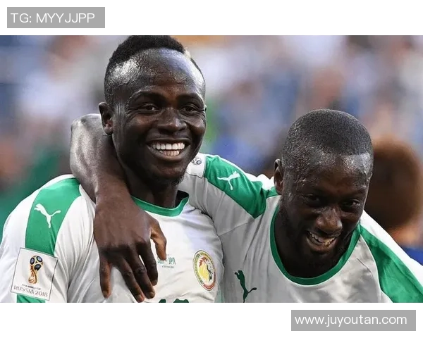 弗拉门戈与瓦斯科达的激烈对决展现足球魅力与激情的巅峰对抗 弗拉门戈与瓦斯科达的激烈对决展现足球魅力与激情的巅峰对抗